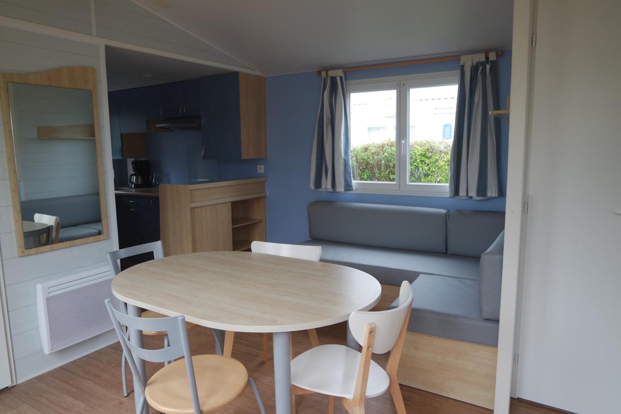 Camping De La Cote Des Legendes Brignogan-Plages Habitación foto